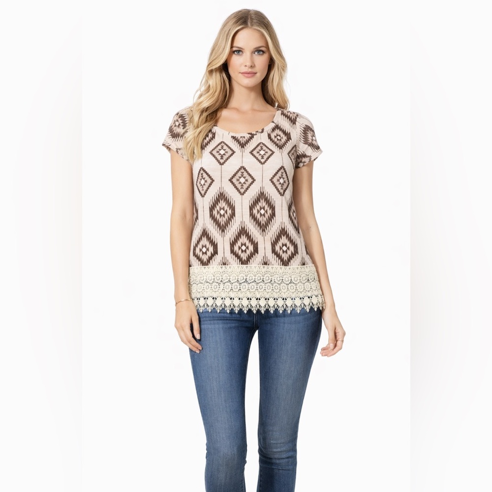 bohemian flower embroidery top by Rewind size medium